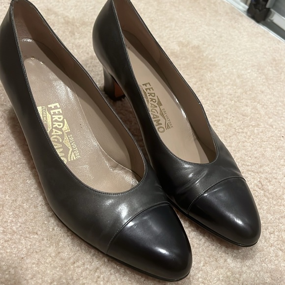 Salvatore Ferragamo Classic 9.5 Made in Italy - Picture 10 of 17